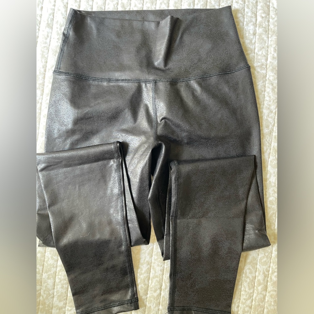 Aerie Black Faux Leather Leggings (M)